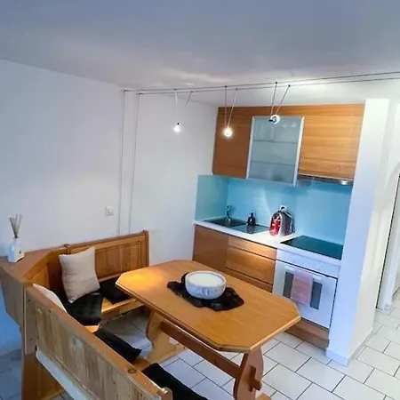 Apartment Private With Parking Spot In The Center