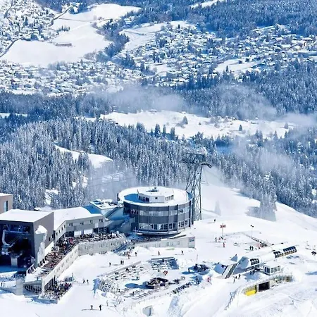 Private With Parking Spot In The Center Lägenhet *