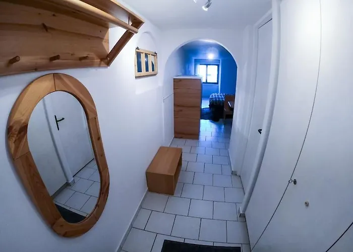Private With Parking Spot In The Center Apartamento Flims