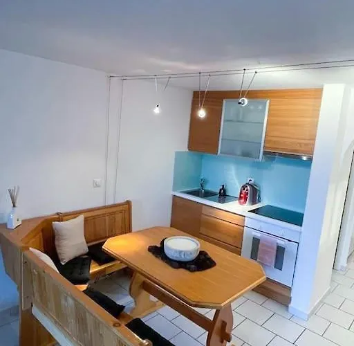 Apartament Private With Parking Spot In The Center